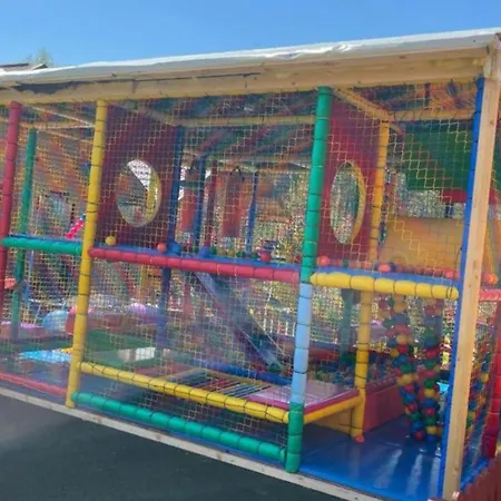 Osrodek Wczasowy Amelia 3* Jarosławiec